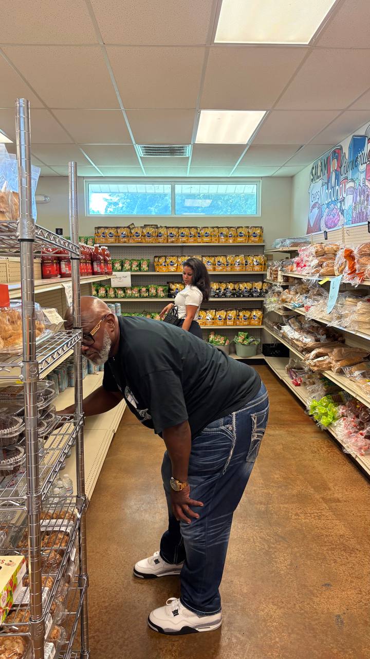 Community Food Pantry Volunteer Day